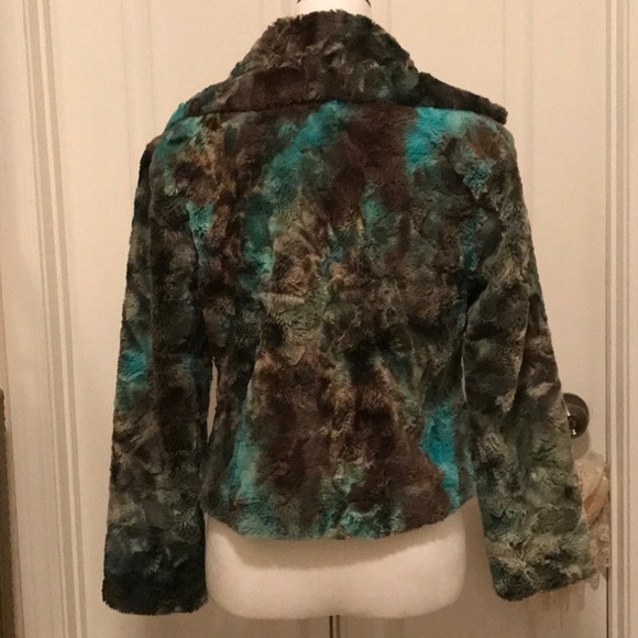 Cartise-Faux fur crop jacket - Picture 2 of 6